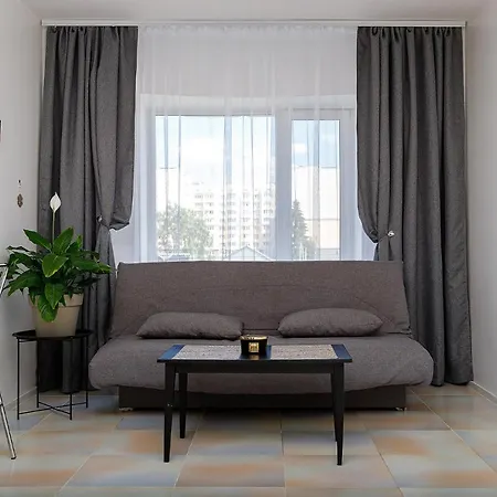 Apartment Naukova Street