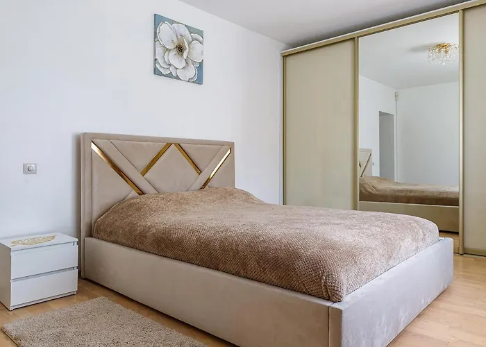 Apartment Naukova Street *